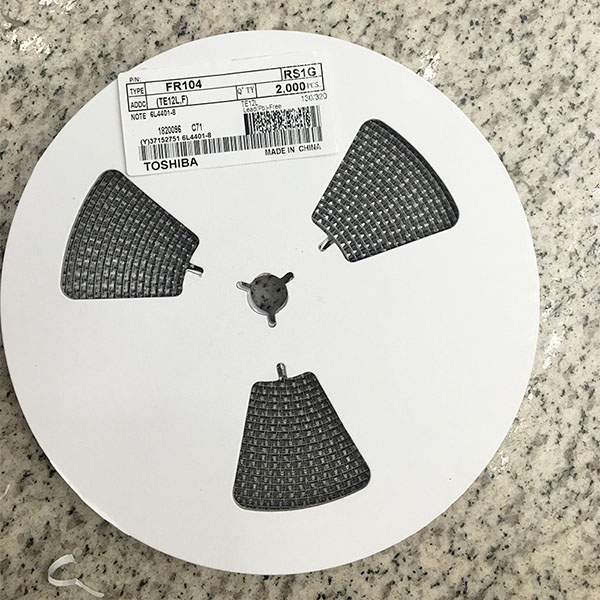 貼片二極管FR104